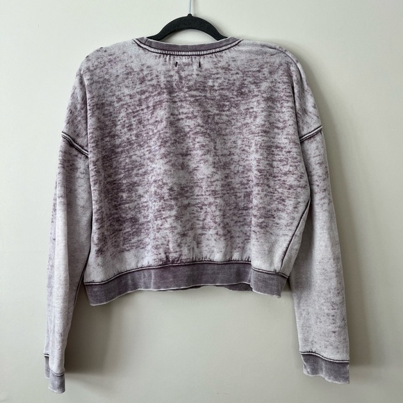 Distressed lavender pullover - Picture 3 of 6